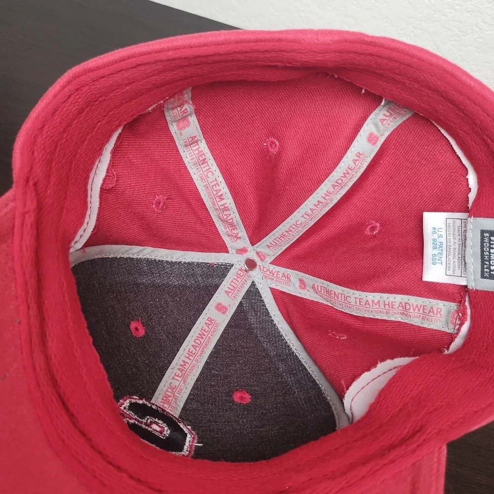 VTG Nike Stanford Univ Cardinal Hat Cap OSFM Red Block 'S' Swoosh Flex NCAA EUC